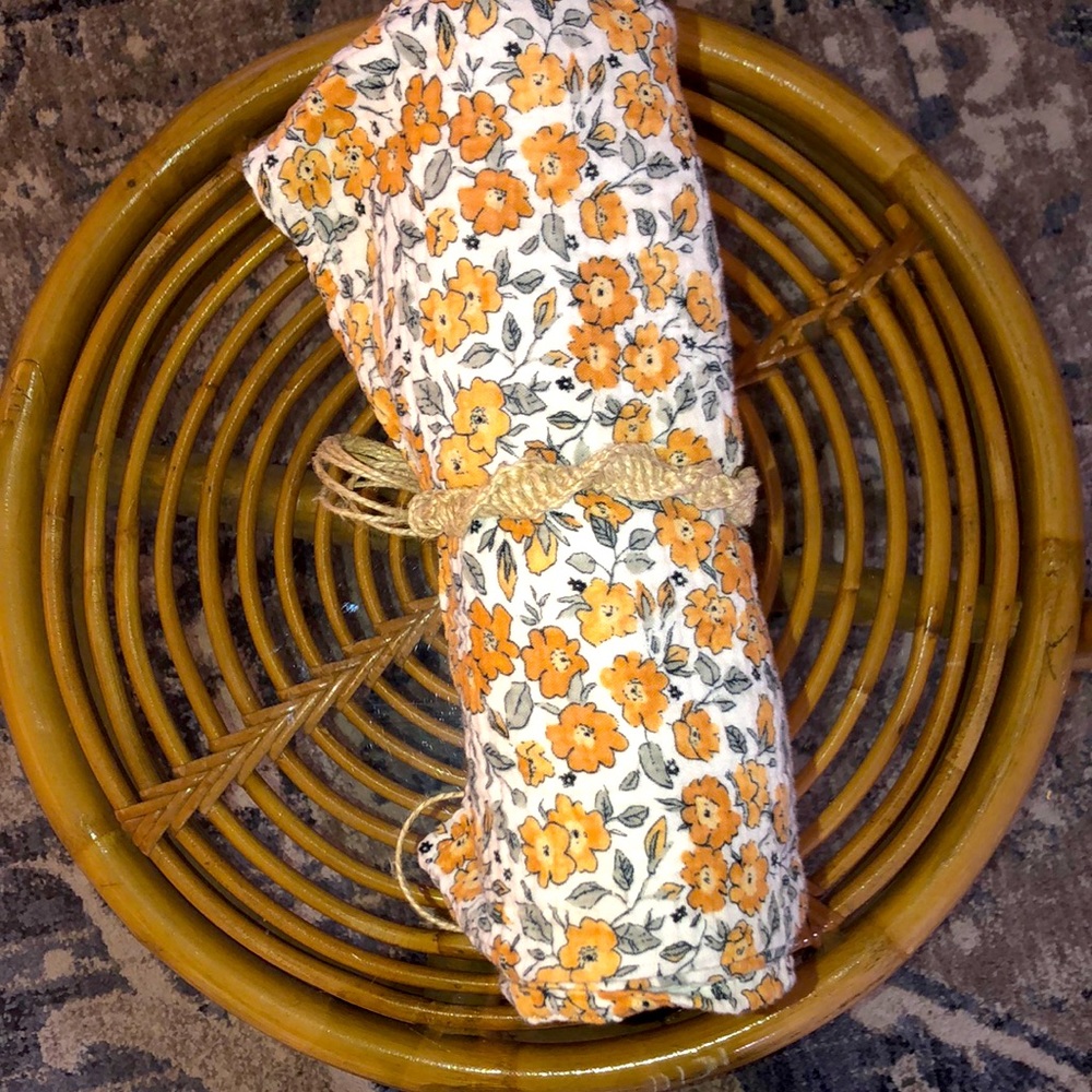 Rare Rylee and Cru swaddle